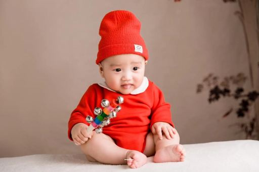 江苏六个月宝宝总是摇头 江苏六个月宝宝总是摇头